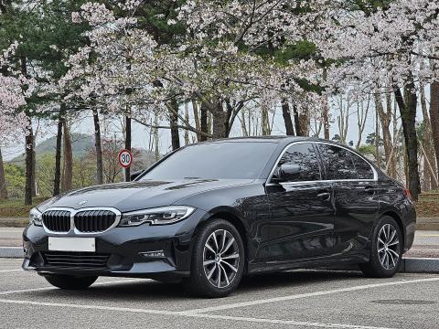 BMW Seria 3 320d xDrive Luxury Line